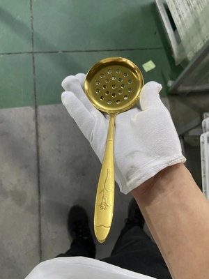 ماشین پوشش خلاء خودکار PVD رنگ طلا حرفه ای برای ظروف مبلمان