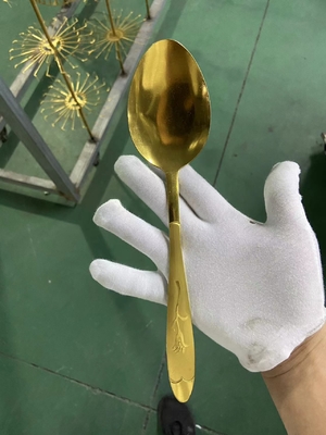 ماشین پوشش خلاء خودکار PVD رنگ طلا حرفه ای برای ظروف مبلمان