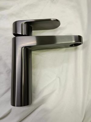 ماشین پوشش خلاء PVD کاملا اتوماتیک برای پوشش های تزئینی با تجهیزات پوشش چند قوس صرفه جویی در انرژی