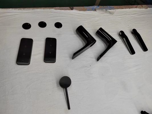 ماشین نقاشی خلاء Pvd سفارشی ماشین نقاشی خط نقاشی اتوماسیون صنعتی فلزی