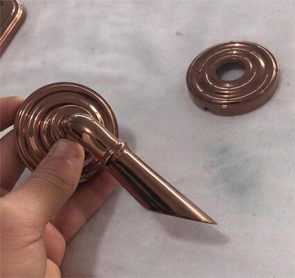 دستگاه آبکاری خلاء PVD اجزای قفل هوشمند با پوشش ضد خش با سختی بالا و سیستم کنترل کامل خودکار