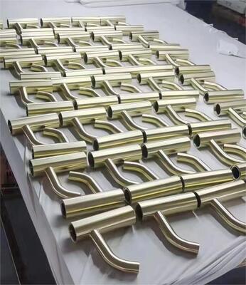 برنجی با آلیاژ روی خروجی بزرگ آب شیر آب شیرین جارو برقی PVD دستگاه آبکاری طلا