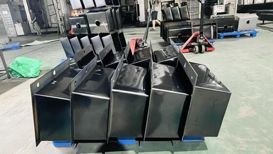 دستگاه پوشش خلاء PVD اتاق متوسط برای سینک آشپزخانه فولاد ضد زنگ با پوشش سیاه مات و تن های تزئینی سفارشی