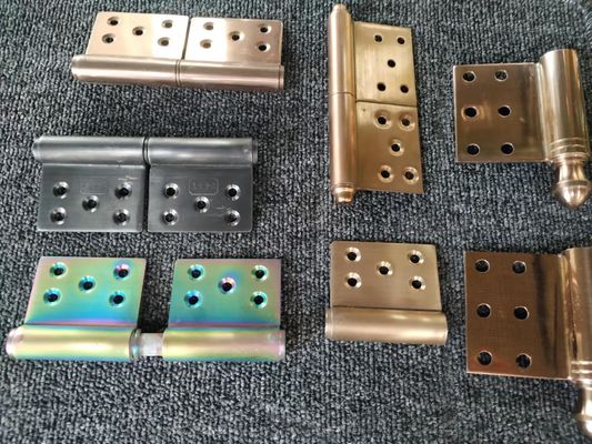 قیمت خوب دستگاه پوشش خلاء PVD لولای درب 380 ولت 60 کیلووات آبکاری با پوشش تیتانیوم آنلاین