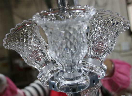 قیمت خوب دستگاه آبکاری طلا با روکش مینی PVD خلاء برای سرامیک آنلاین